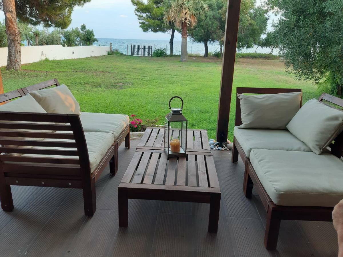 Seafront Villa Joan Néa Skióni Eksteriør bilde